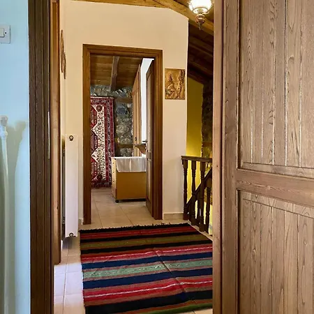 Elato Stone House Holiday home